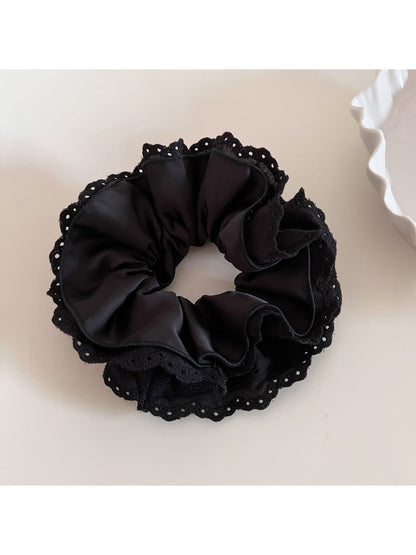 Gifty - Satin Lace Edge Pleated Scrunchie