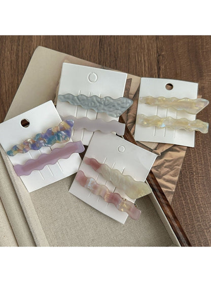 Beau - A Pair of Duckbill Hair Clips