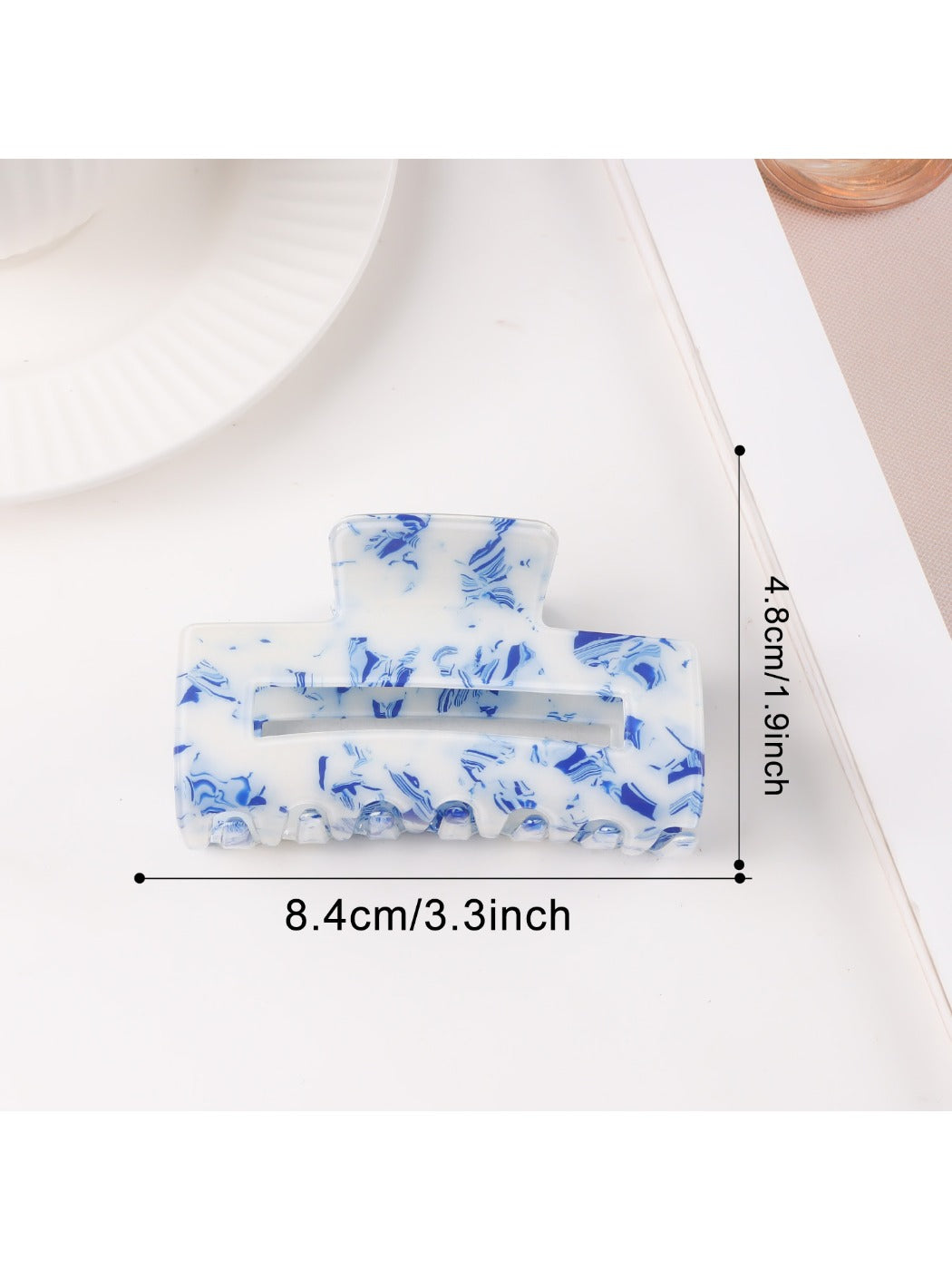 Beau - Stylish Square Shark Claw Clip
