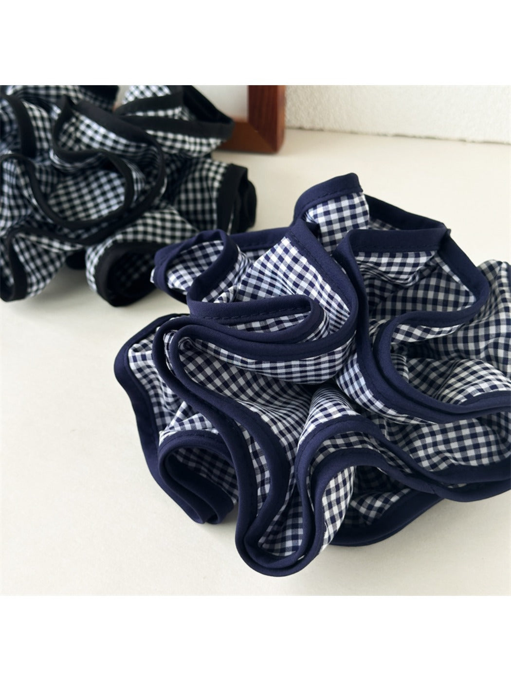 Gifty - 4 Layer Plaid Scrunchie Hair Tie