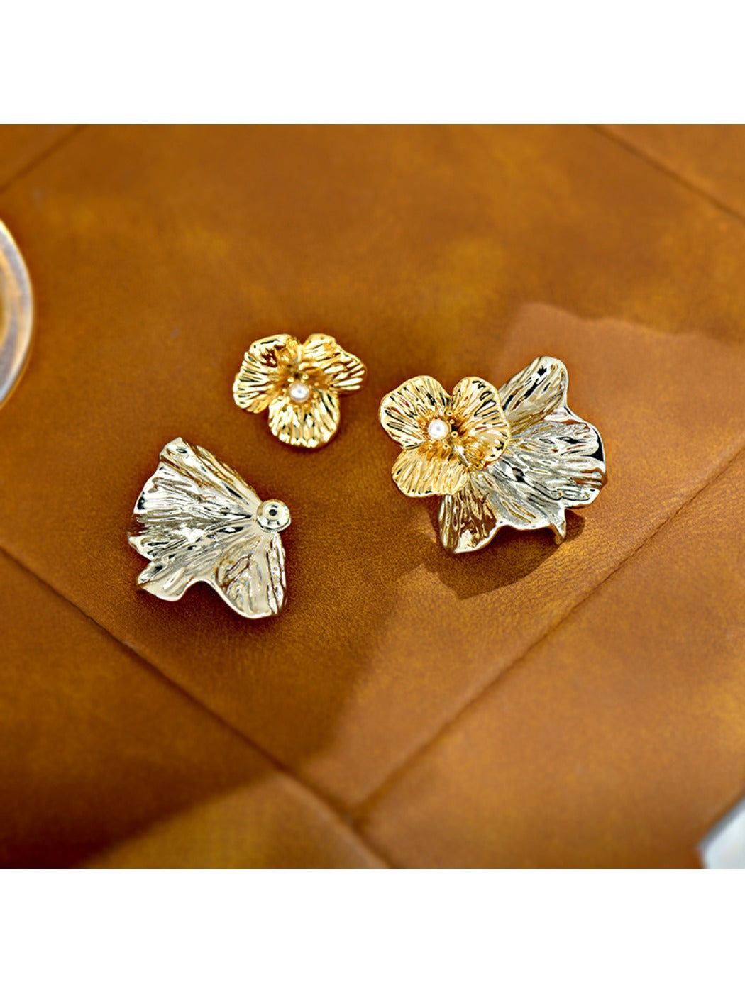 Earedge - Gold Ruffled Floral Stud Earrings