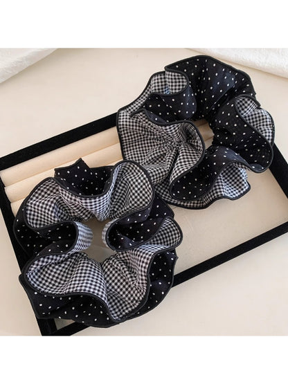 Gifty - Polka Dot Two Tone Scrunchie
