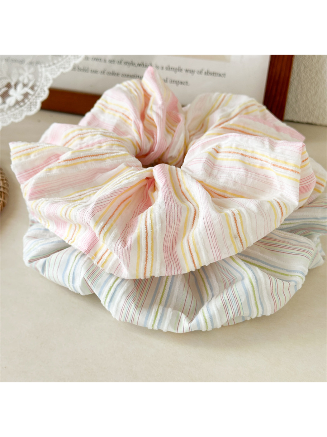Gifty - High Elastic Striped Scrunchie