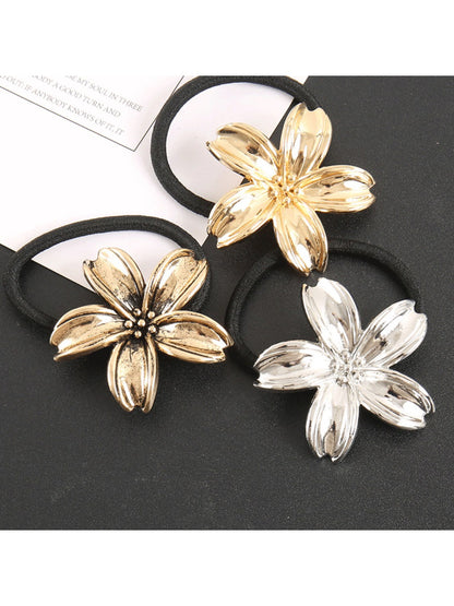Gifty - Textured Flower Hair Tie