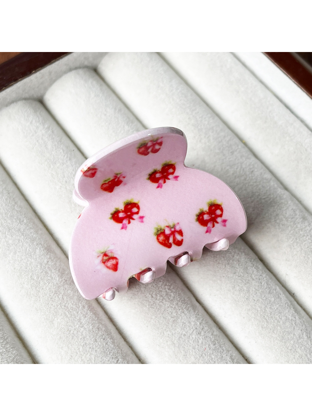 Beau - Sweet Printed Ring Acrylic Hair Claw Clip