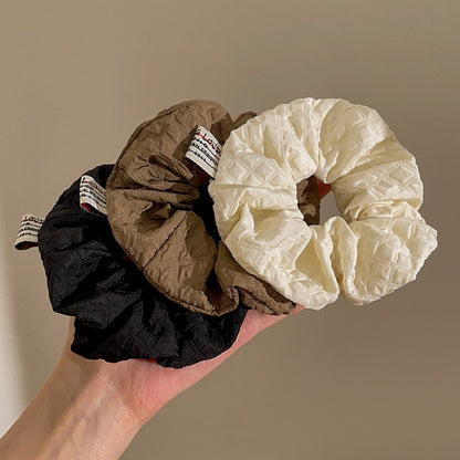 Gifty - Solid Color Ruched Scrunchie