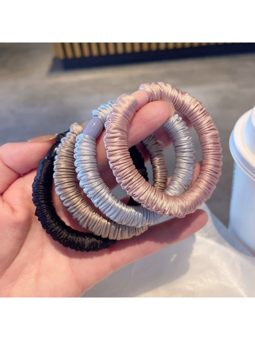 Gifty - Solid Color Satin Hair Scrunchie