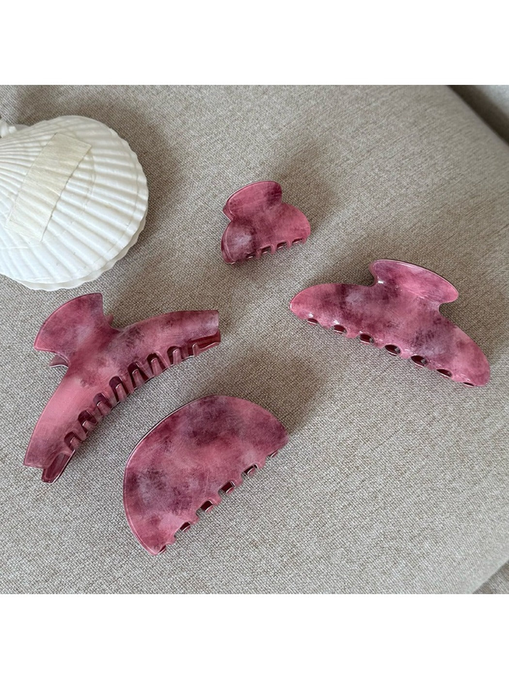 Beau - Pink Ombre Hair Claw Clip