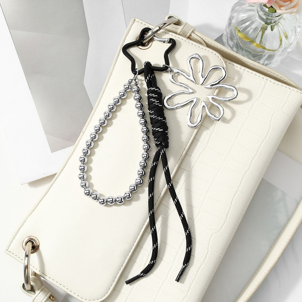 Keypus - Simple Style Openwork Floral Keychain