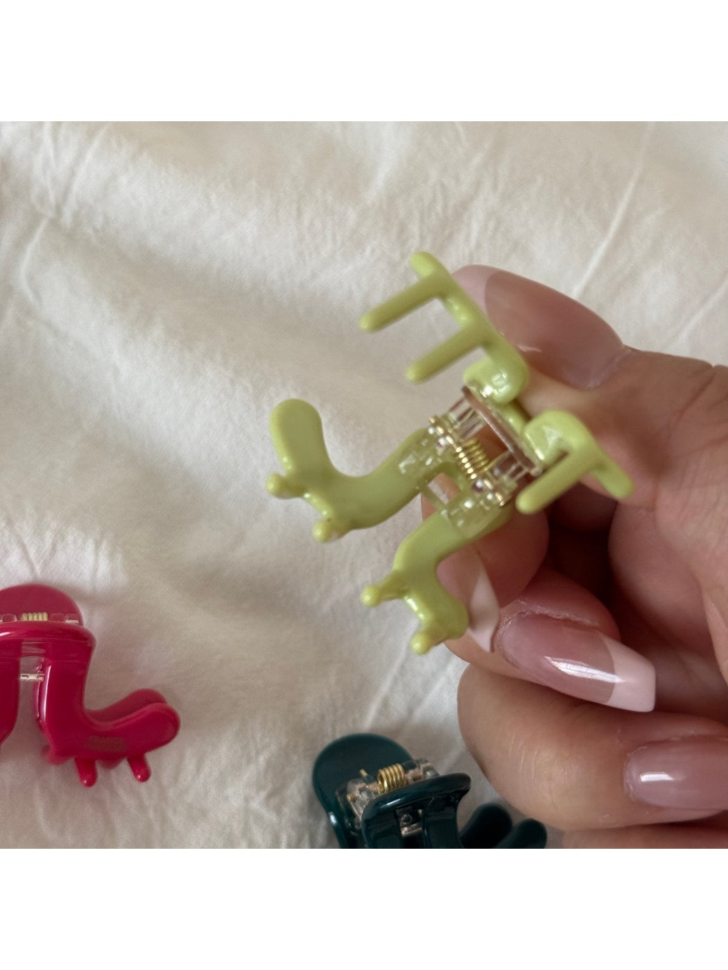Beau - Sweet Style Irregular Finish Hair Claw Clip