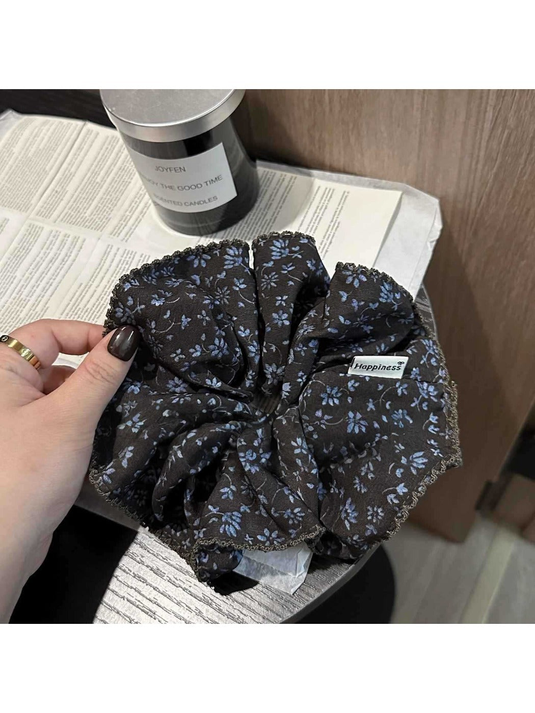 Gifty - Printed Scrunchie Hair Ties