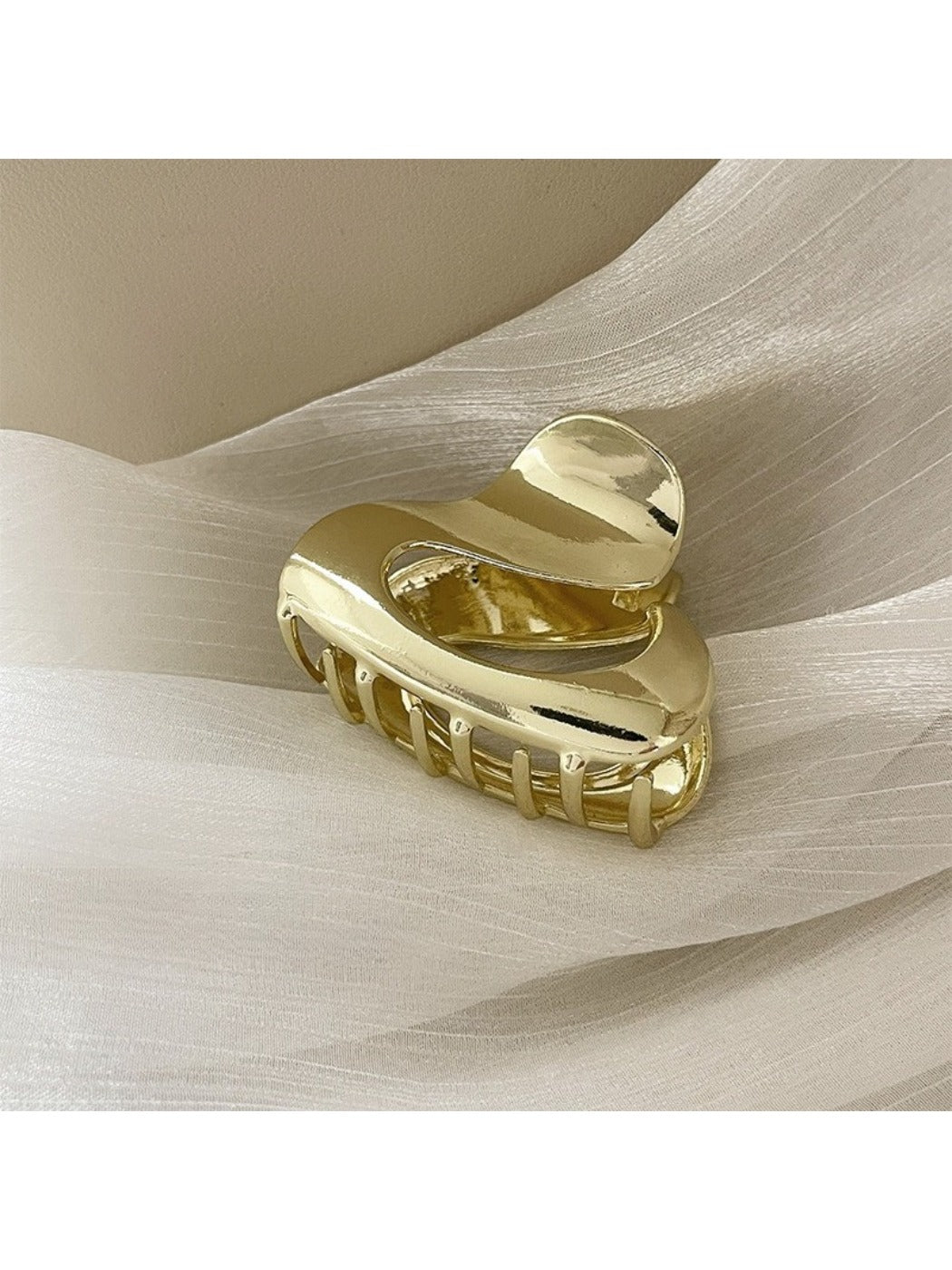 Beau - Elegant Asymmetrical Hair Claw Clip