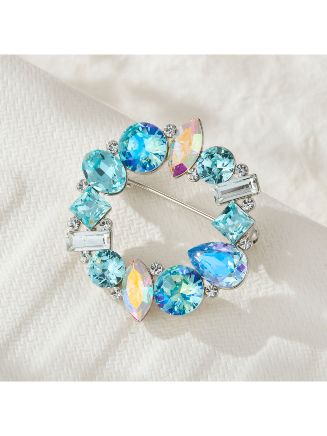 Brovia - Geometric Ring Rhinestone Detail Fashion Brooch