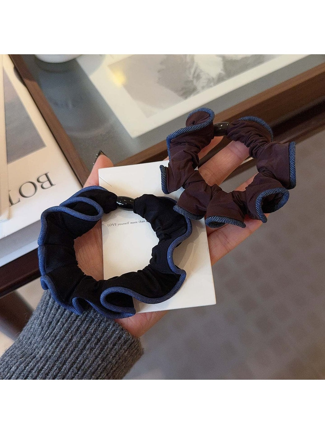 Gifty - Polyester Ruffle Edge Scrunchie