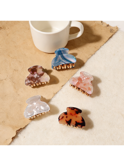 Beau - Mini Textured PVC Vintage Style Claw Clip
