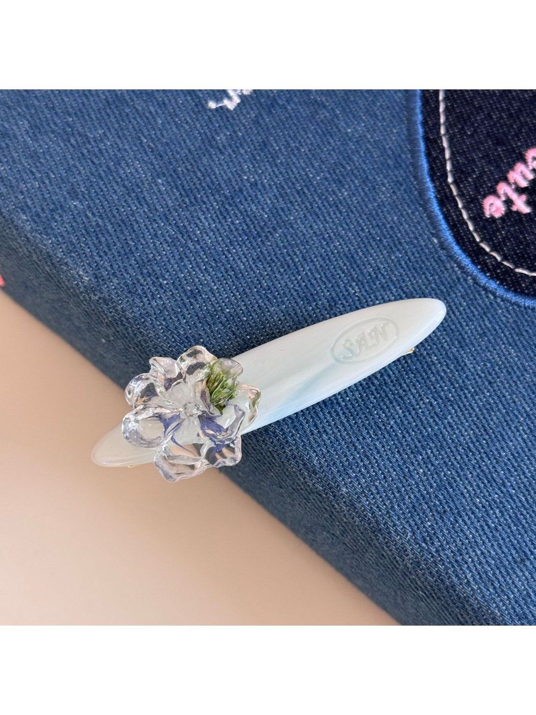 Beau - Acetate Flower Duckbill Side Hair Clip