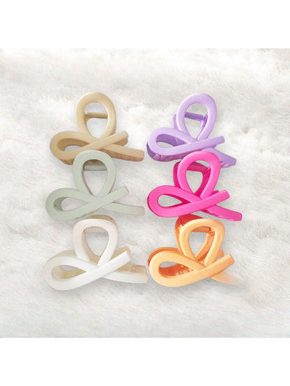 Beau - Twisted Hollow Plastic Modern Style Claw Clip