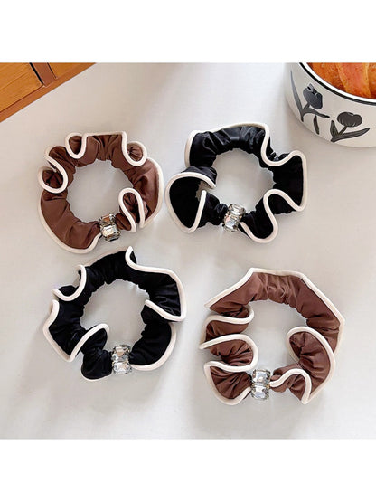 Gifty - Satin Fabric Scrunchie Hair Tie