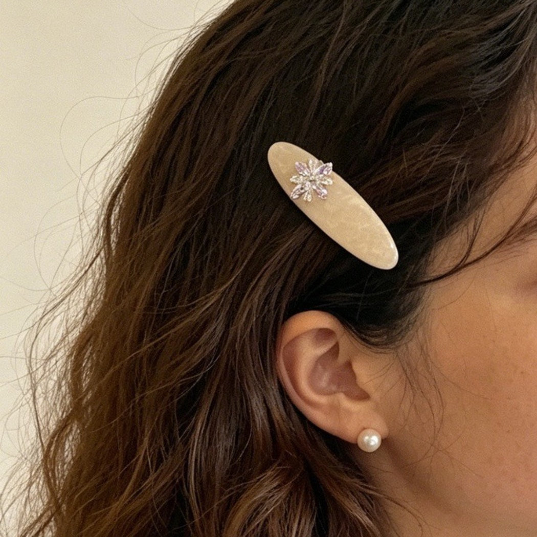 Beau - Sweet Glitter Marbled Floral Hair Clip