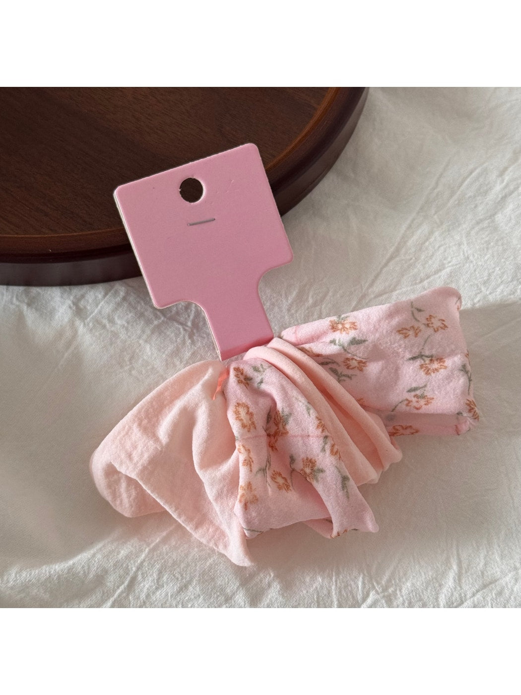 Gifty - Fresh Style Wide Floral Print Hair Scrunchie