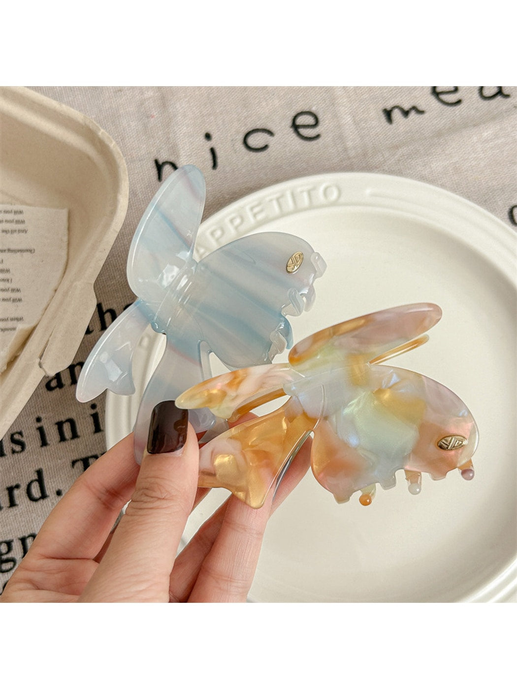 Beau - Sweet Style Butterfly Shape Hair Styling Claw Clip