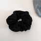 Gifty - Chic Minimalist Knit Scrunchie
