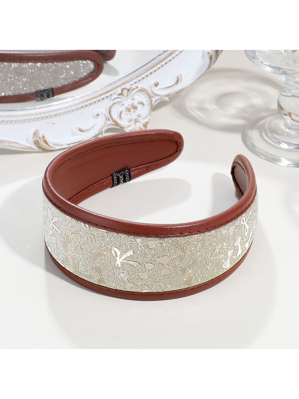 Gifty - Elegant Wide Faux Leather Bow Accent Headband