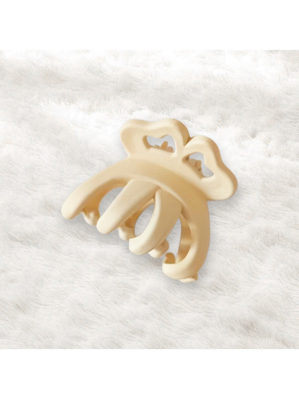 Beau - Fashion Crown Shaped Hollow Plastic Claw Clip
