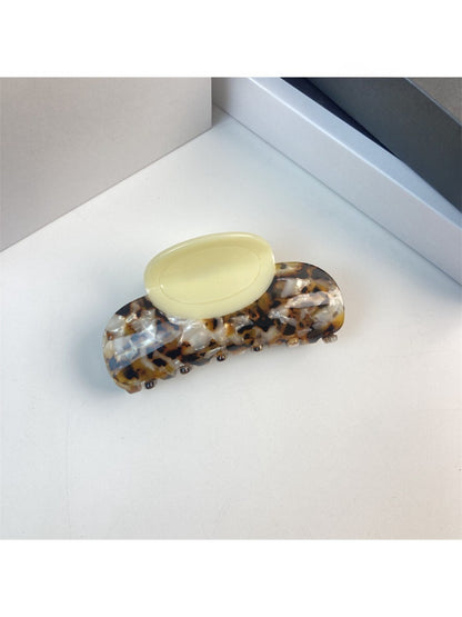 Beau - Floral Pattern Hair Clip