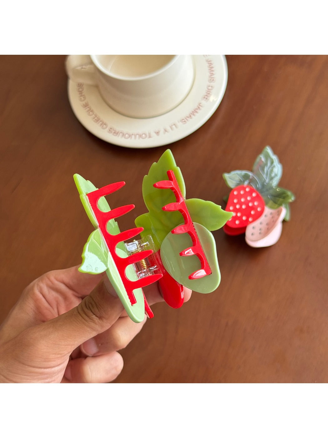Beau - Cartoon Strawberry-shaped Acetate Hairpin