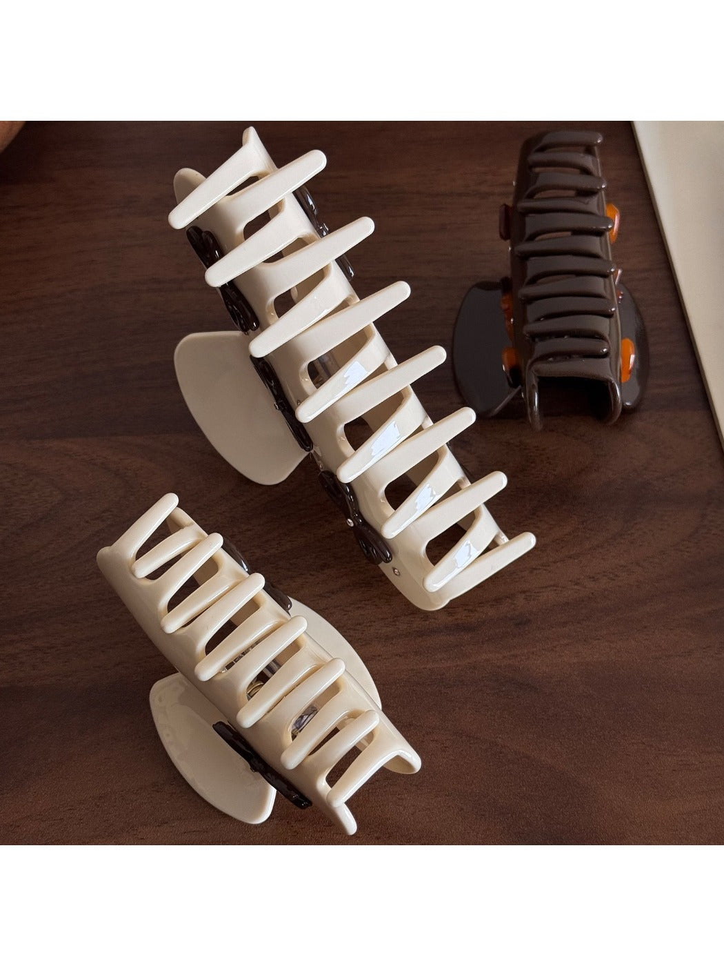 Beau - Go-With-Anything Bow Clip