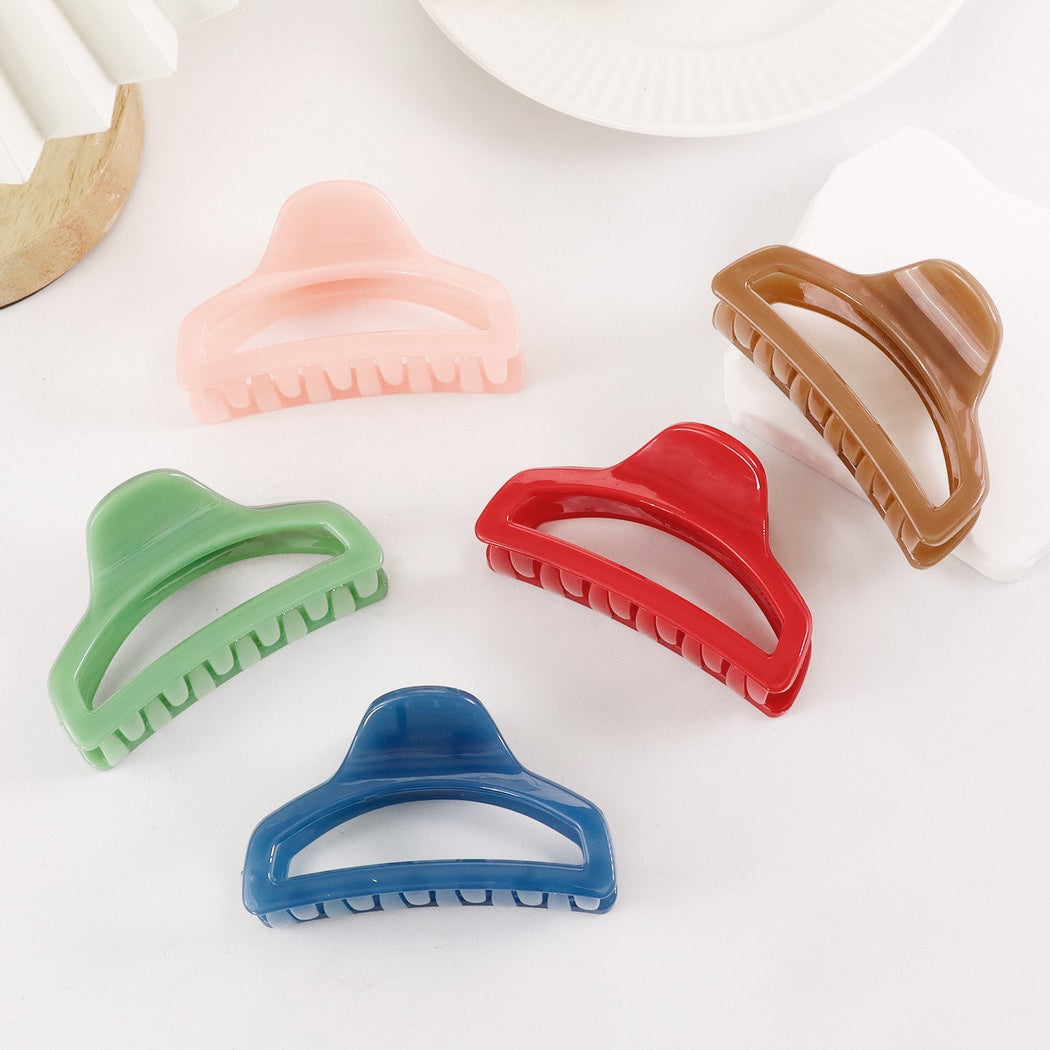 Beau - Simple Pastel Hollow Geometric Claw Clip