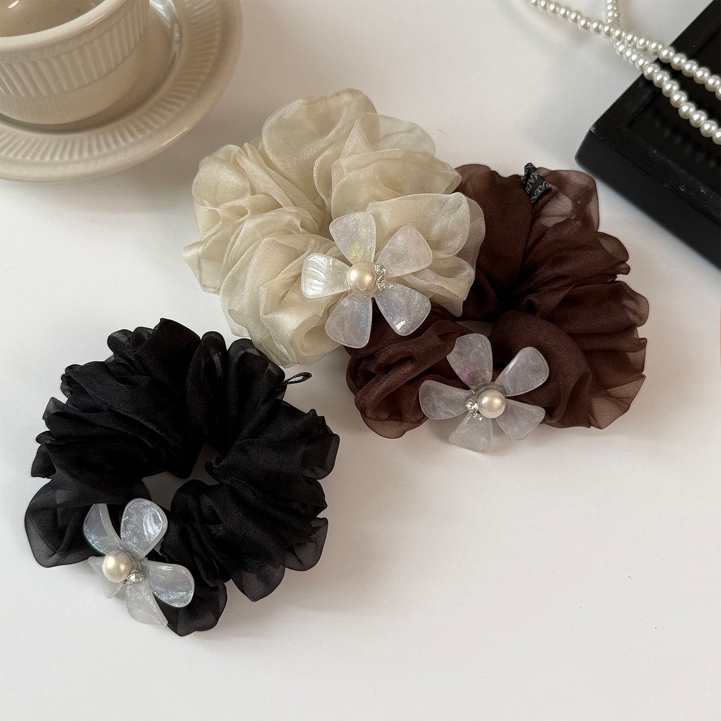 Gifty - Retro Style Pleated Flower Hair Scrunchie