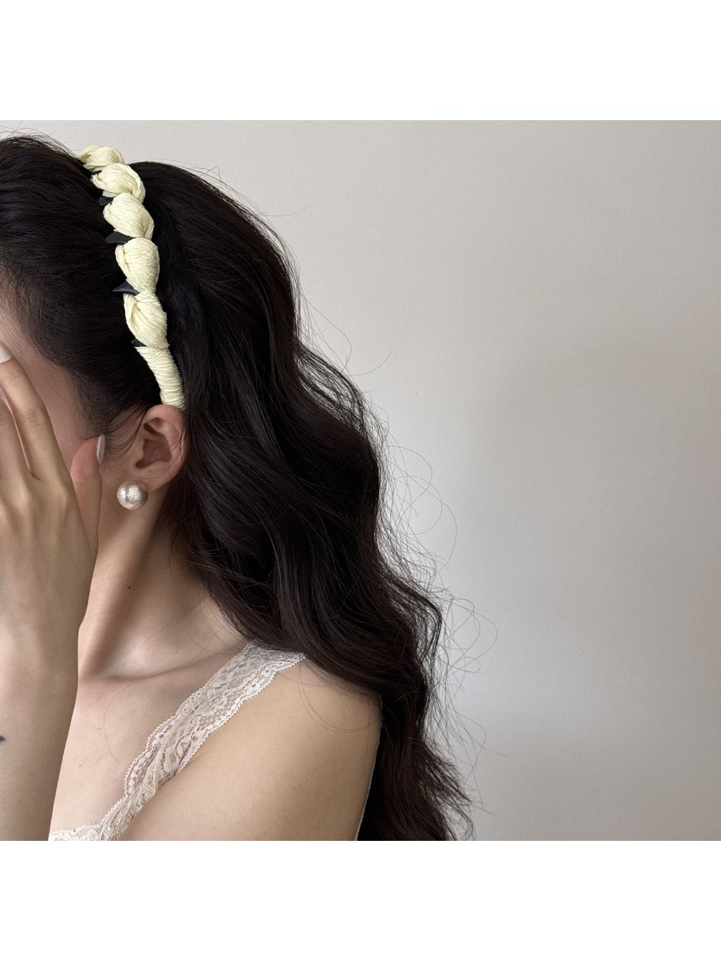 Gifty - Simple Modern Pleated Wavy Headband