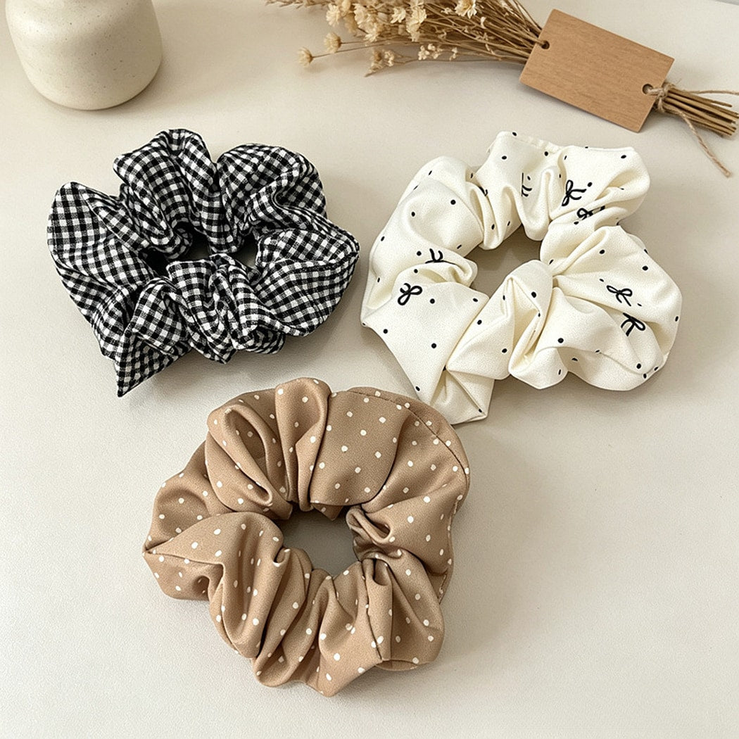 Gifty - Cute Polka Dot Polyester Fabric Scrunchie