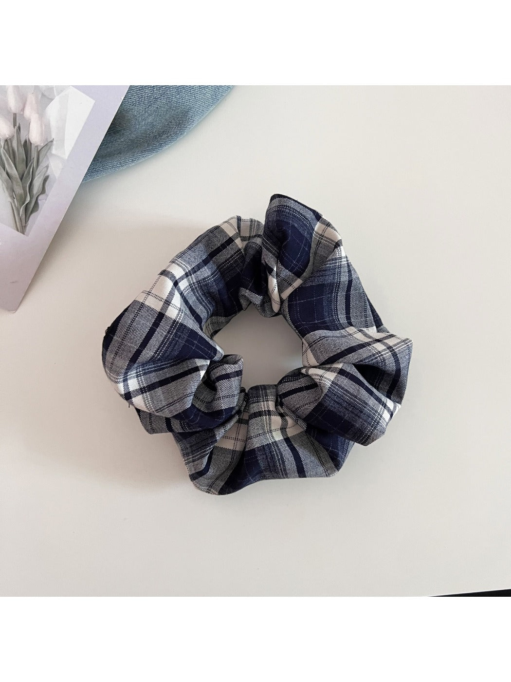 Gifty - Retro Plaid Fashion Scrunchie