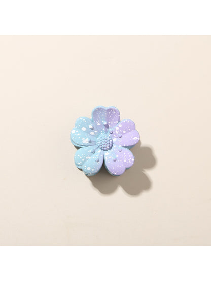Beau - Gradient Five Petal Hair Claw Clip