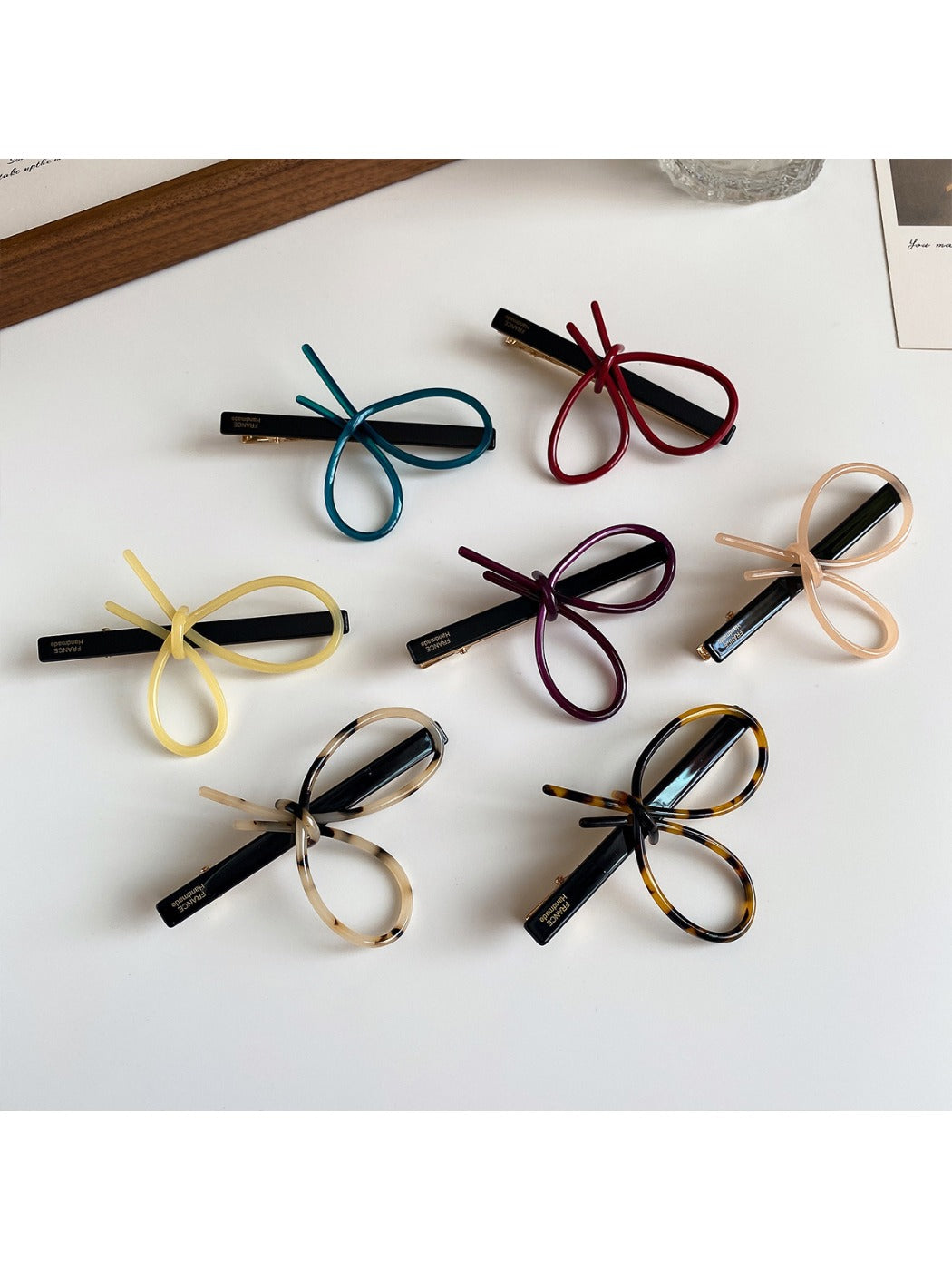 Beau - Openwork Bow Hair Clip