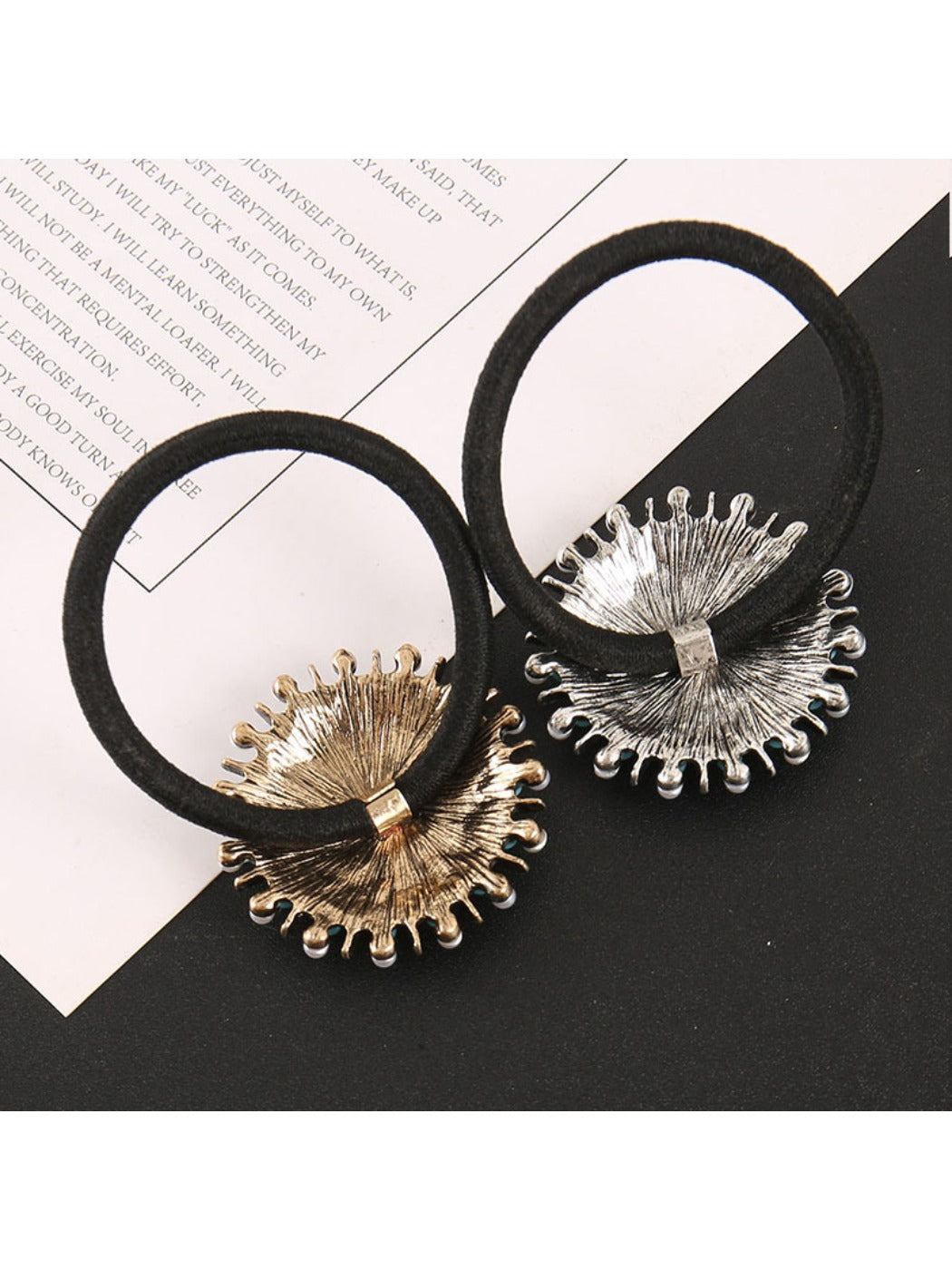 Gifty - Vintage Round Hair Tie