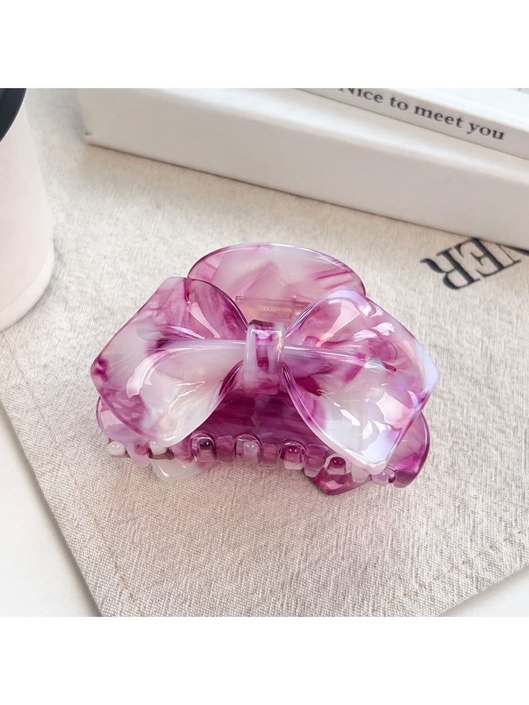 Beau - Bow Hair Claw Clip