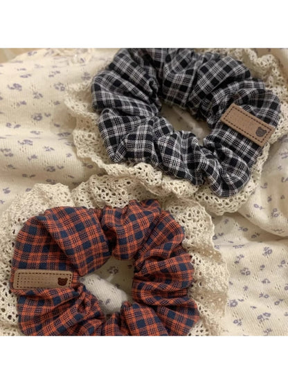 Gifty - Plaid Cute Simple Scrunchie