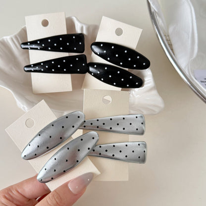 Beau - Simple Polka Dot Hair Clip