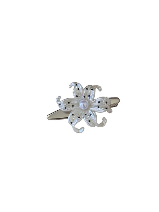 Beau - Alloy and Plastic Floral Barrette Hair Clip