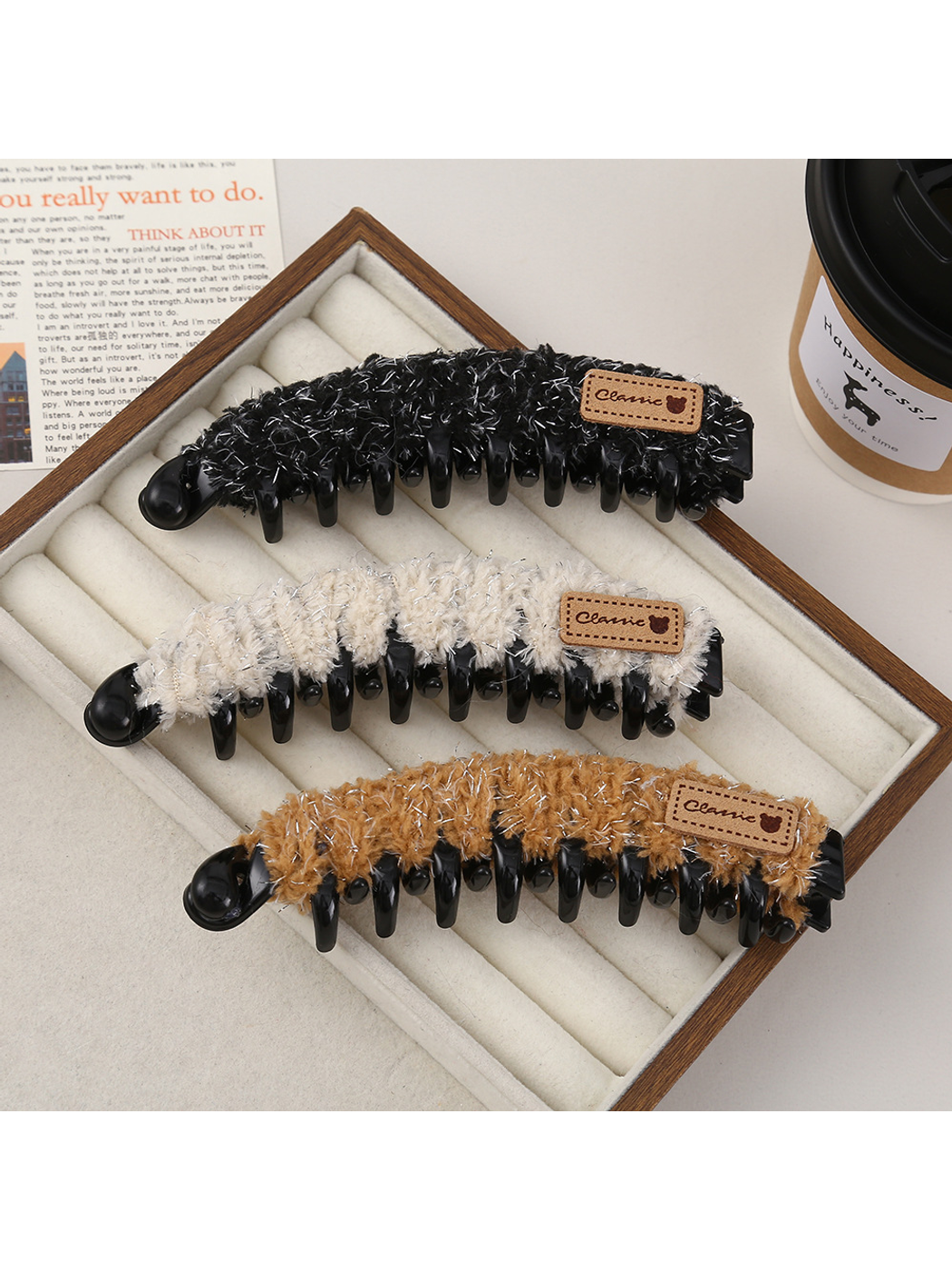 Beau - Soft Texture Banana Clip