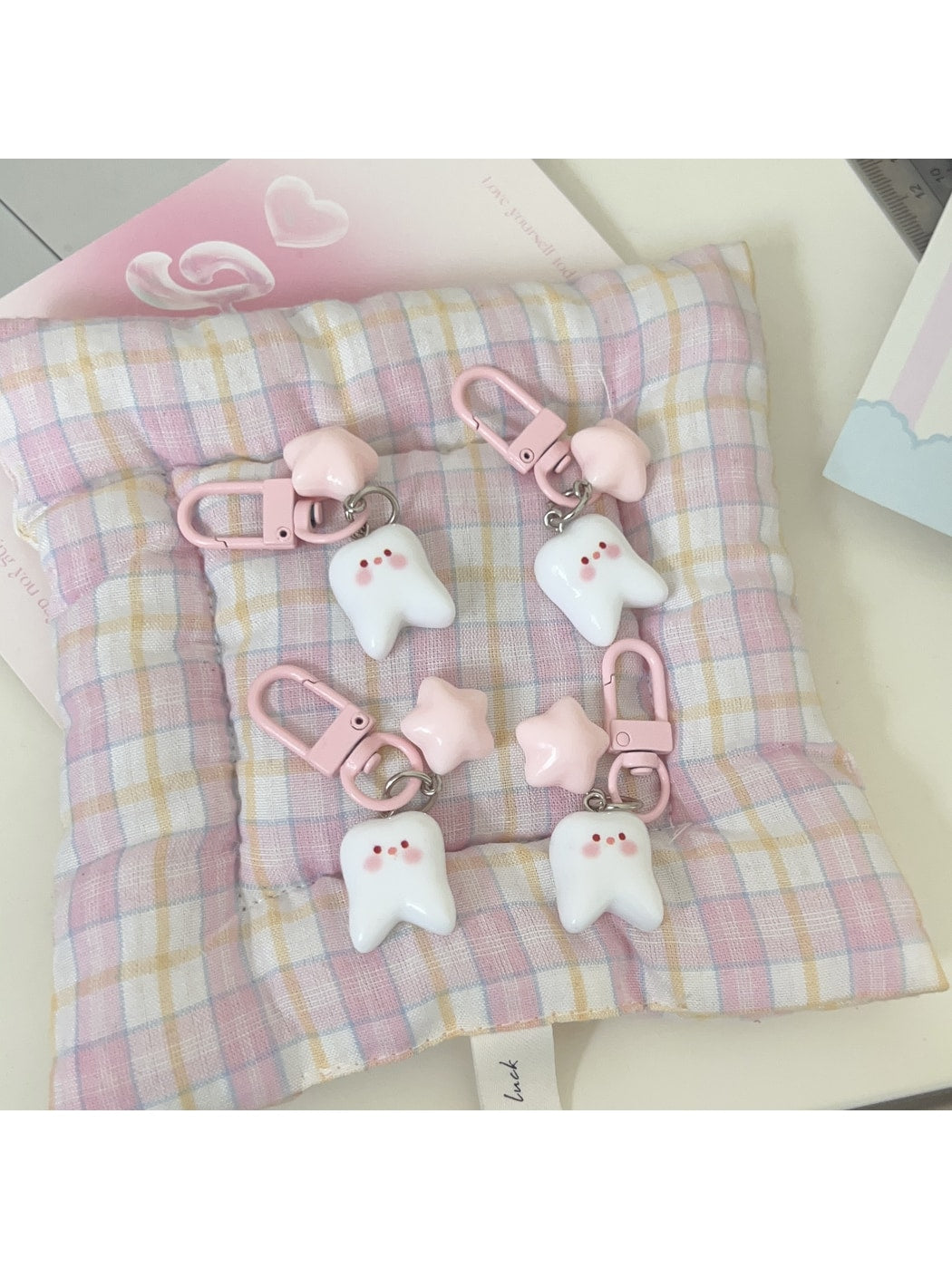 Keypus - Cute Tooth and Star Bag Charm Keychain