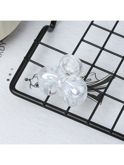 Beau small butterfly claw clip displayed alongside matching hair accessories