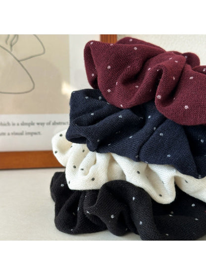 Gifty - Sweet Polka Dot Hair Tie