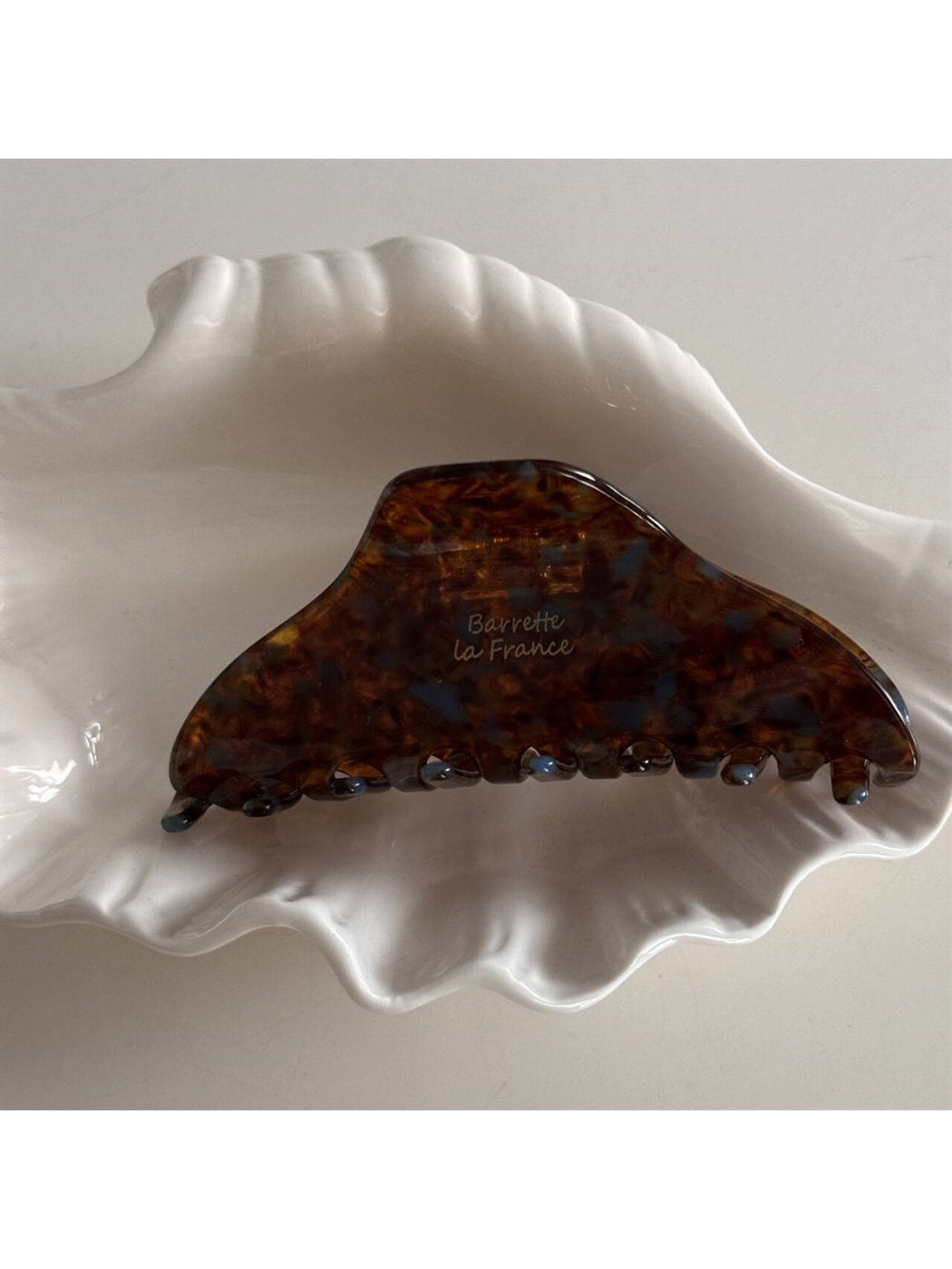 Beau - Irregular Acetate Fiber Glossy Finish Claw Clip