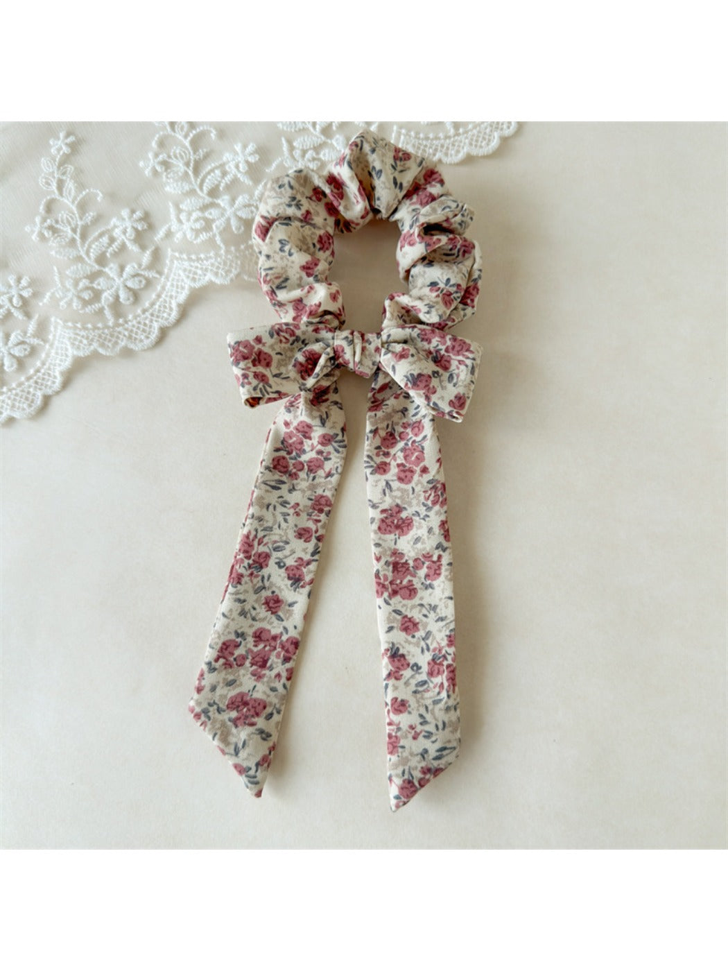 Gifty - Spring Inspired Bow Scrunchie