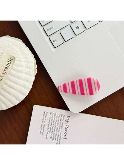 Beau - Sweet Style Striped Plastic Hair Claw Clip